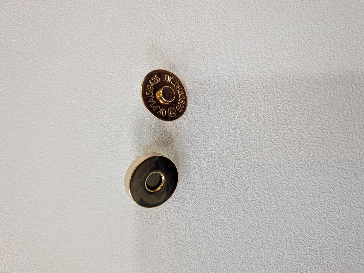Magnet Buttons