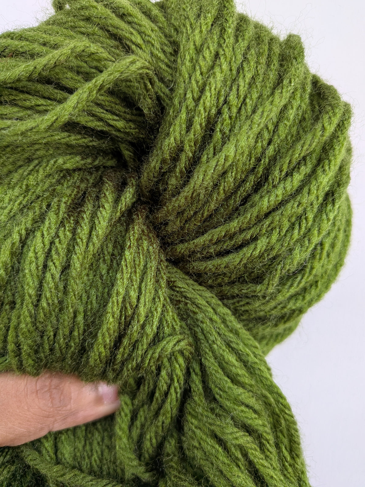 Acrylic weight4 - Olive Green