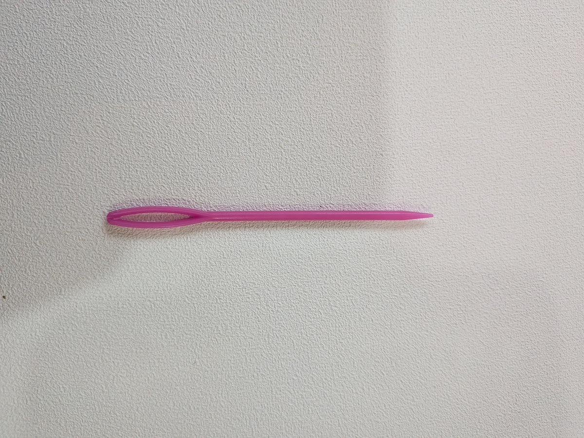 Plastic Tapestry Needle