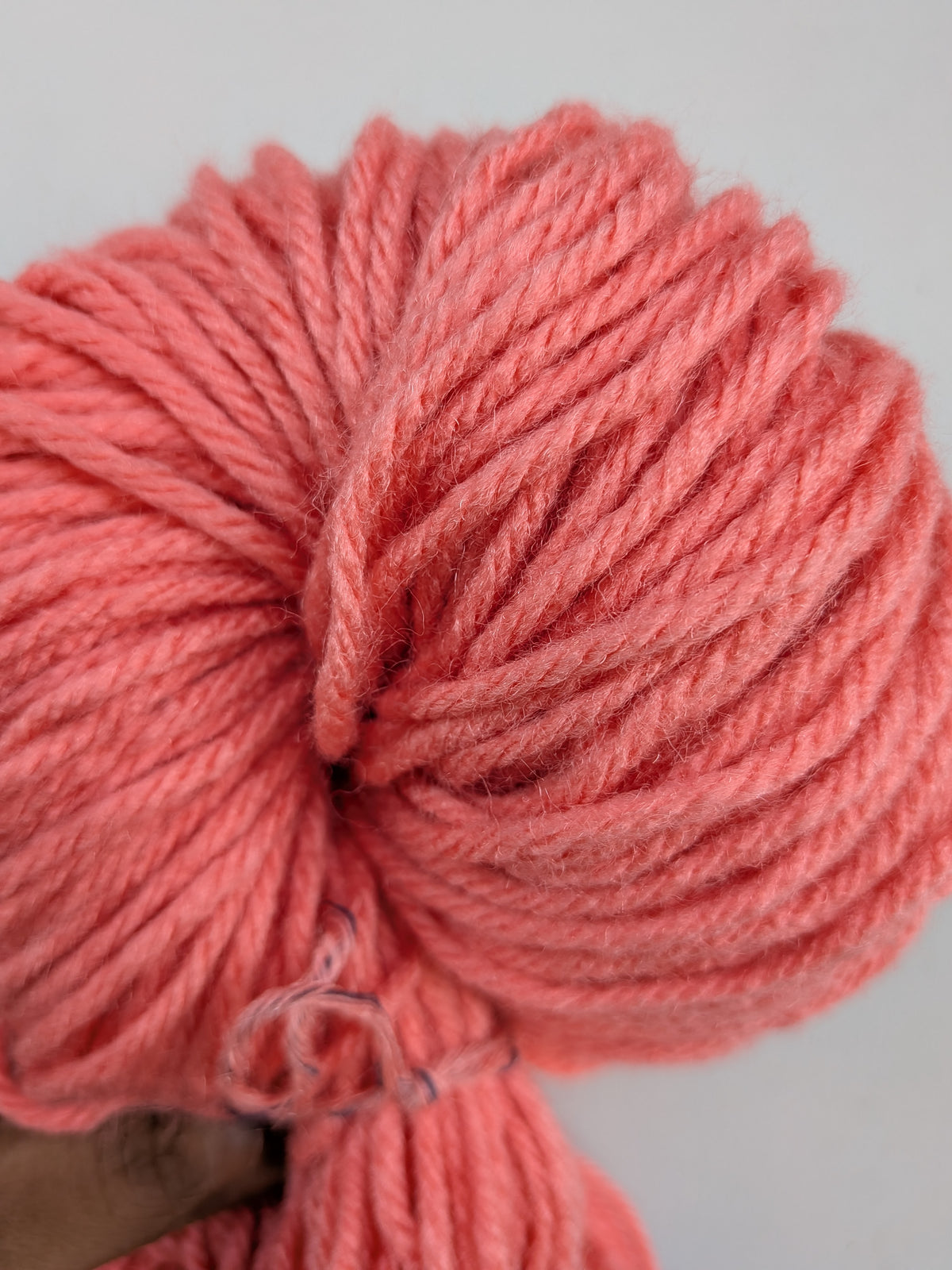 Acrylic weight4 - Peach
