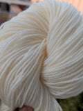 Acrylic weight2 - White